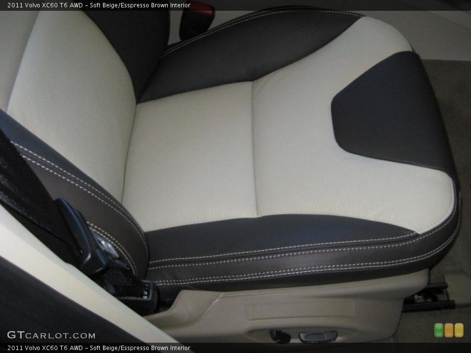 Soft Beige/Esspresso Brown Interior Photo for the 2011 Volvo XC60 T6 AWD #40708385