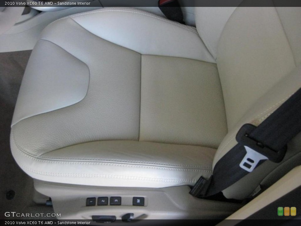 Sandstone Interior Photo for the 2010 Volvo XC60 T6 AWD #40709041