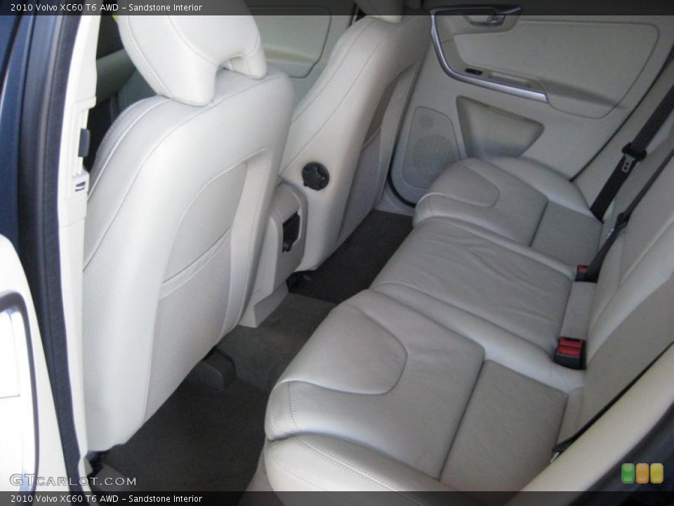 Sandstone Interior Photo for the 2010 Volvo XC60 T6 AWD #40709065