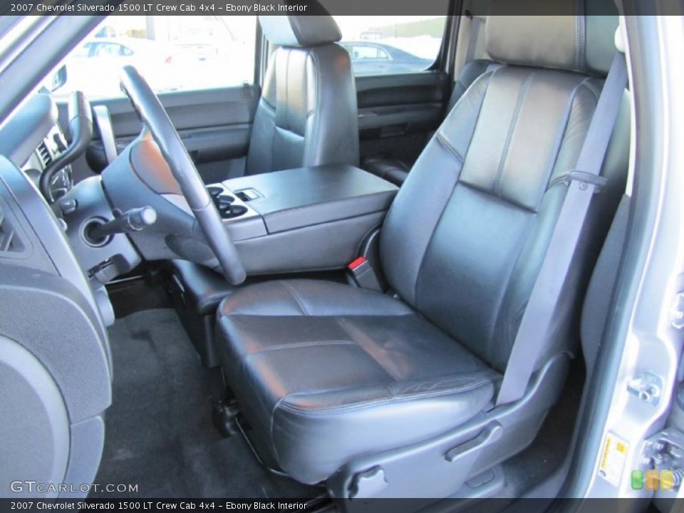 Ebony Black Interior Photo for the 2007 Chevrolet Silverado 1500 LT Crew Cab 4x4 #40711702