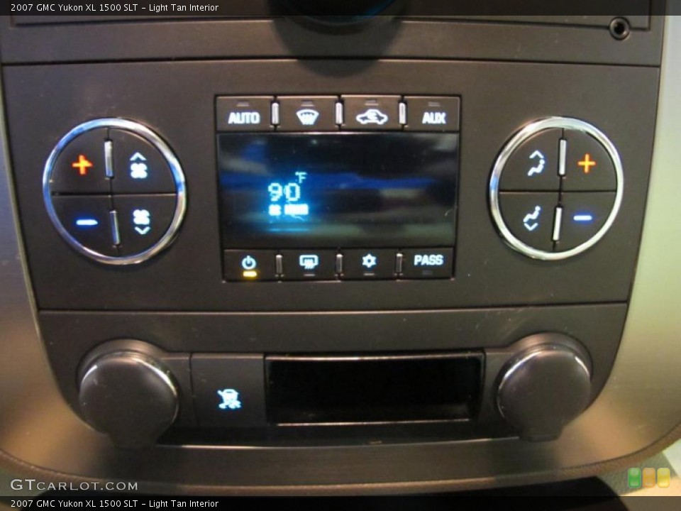 Light Tan Interior Controls for the 2007 GMC Yukon XL 1500 SLT #40722087