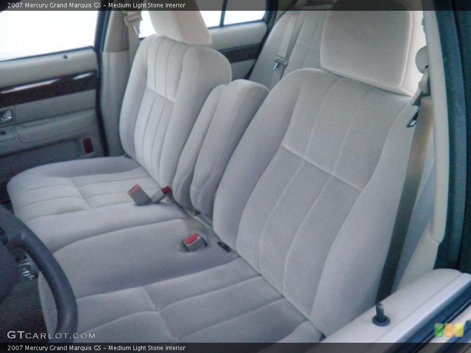 Medium Light Stone Interior Photo for the 2007 Mercury Grand Marquis GS #40722549