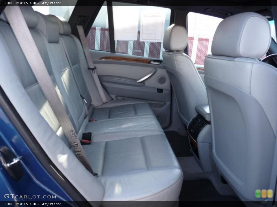 Gray Interior Photo for the 2000 BMW X5 4.4i #40726222