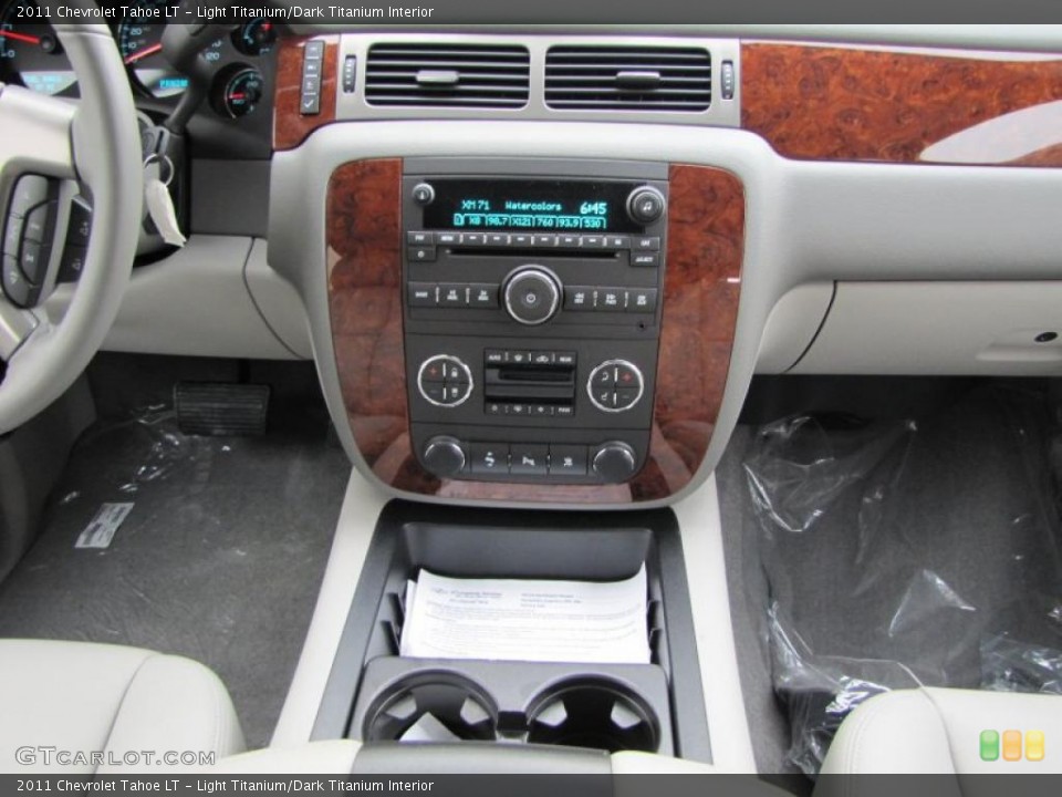 Light Titanium/Dark Titanium Interior Controls for the 2011 Chevrolet Tahoe LT #40730219