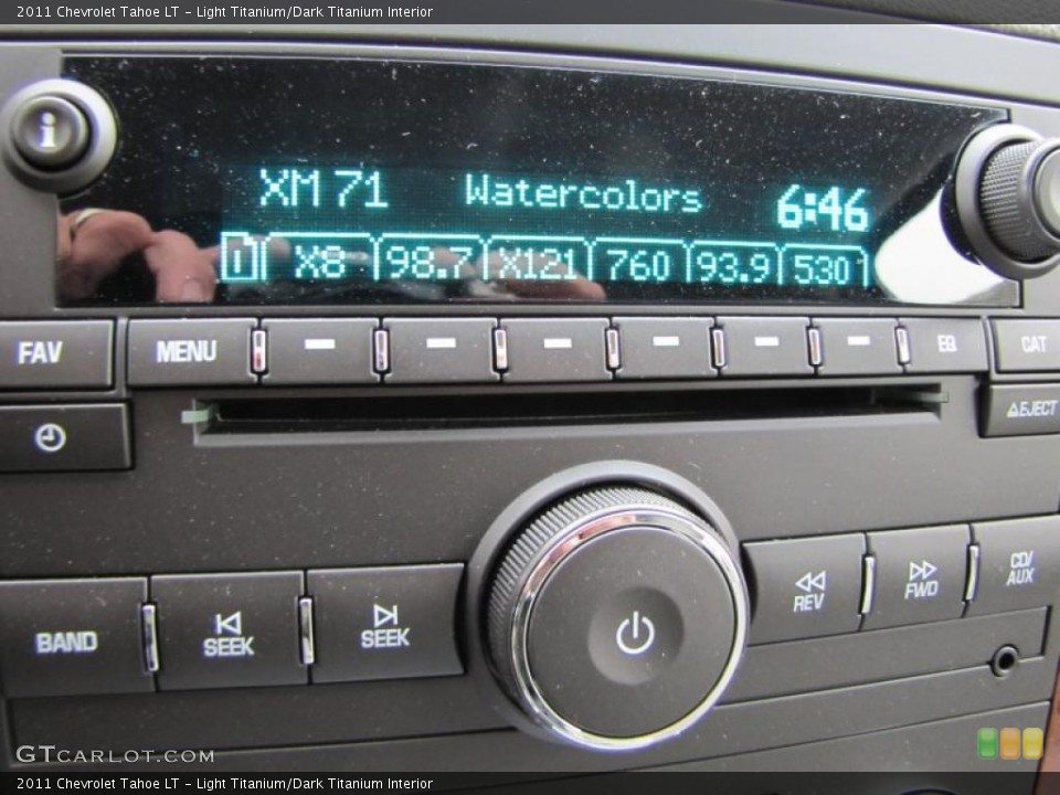 Light Titanium/Dark Titanium Interior Controls for the 2011 Chevrolet Tahoe LT #40730275