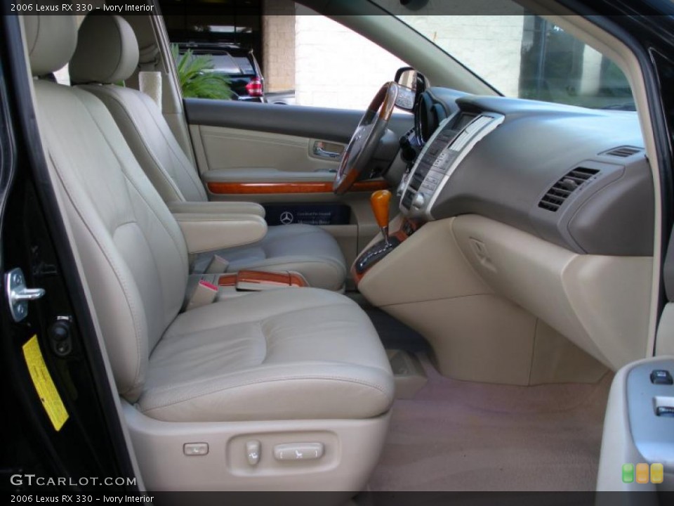 Ivory Interior Photo for the 2006 Lexus RX 330 #40738083