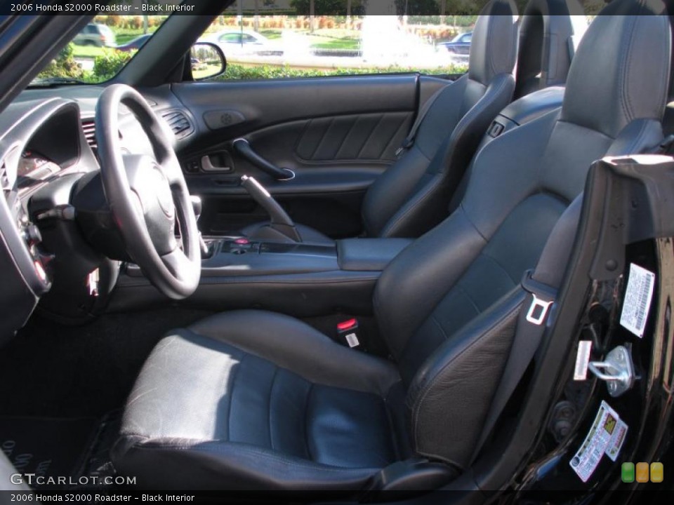 Black Interior Photo for the 2006 Honda S2000 Roadster #40738455
