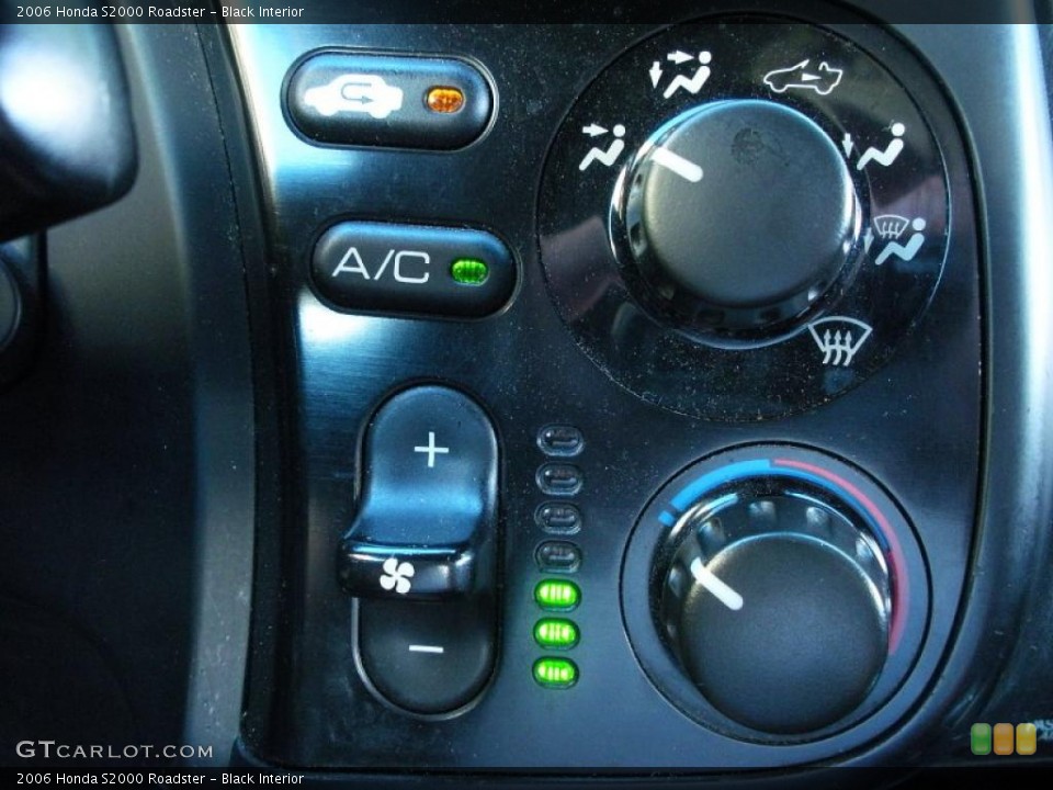 Black Interior Controls for the 2006 Honda S2000 Roadster #40738519