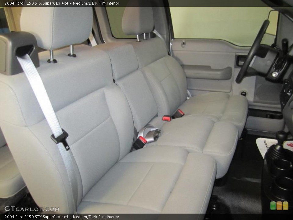 Medium/Dark Flint Interior Photo for the 2004 Ford F150 STX SuperCab 4x4 #40741031