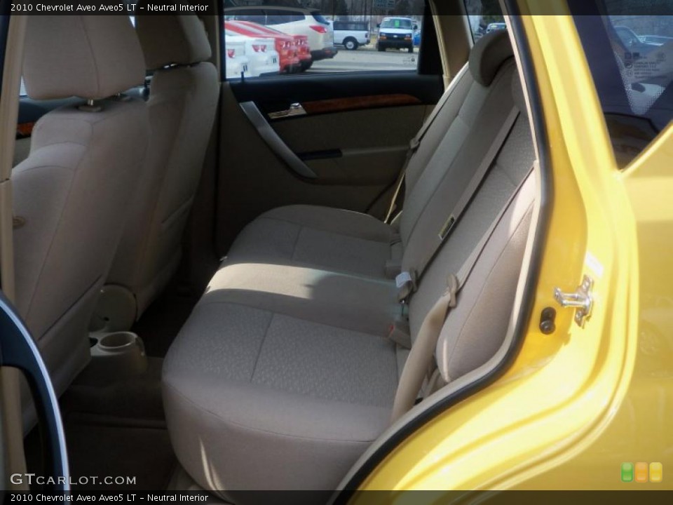 Neutral Interior Photo for the 2010 Chevrolet Aveo Aveo5 LT #40747941