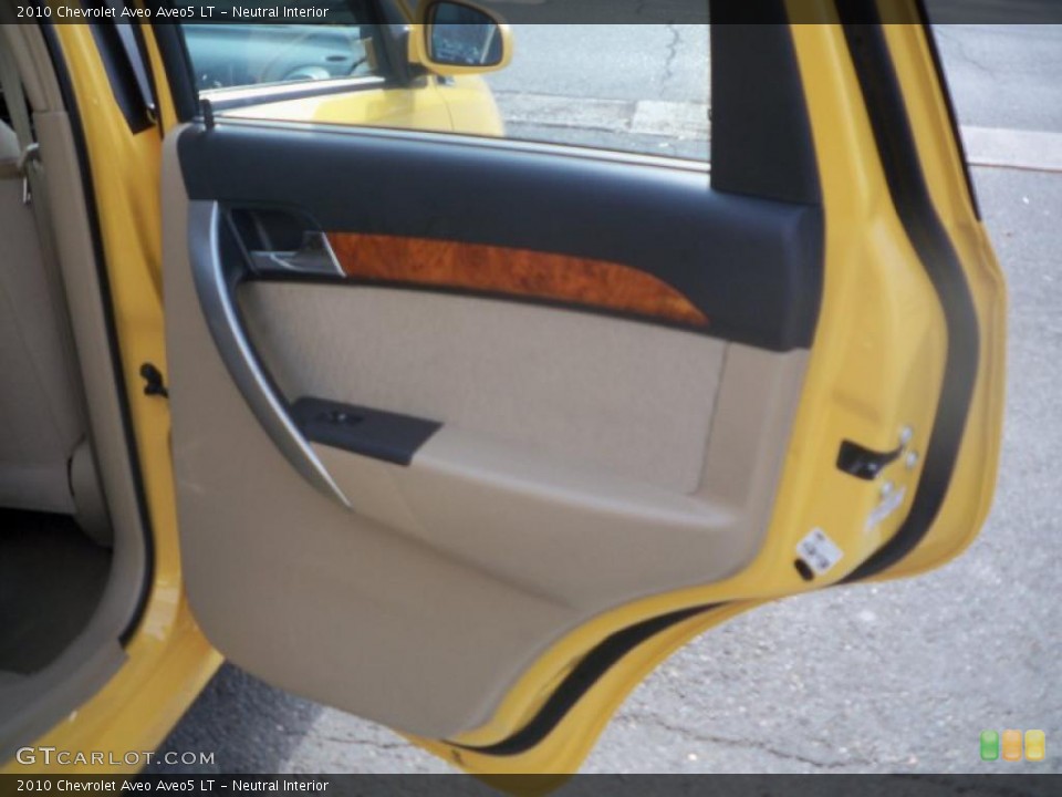 Neutral Interior Door Panel for the 2010 Chevrolet Aveo Aveo5 LT #40747953