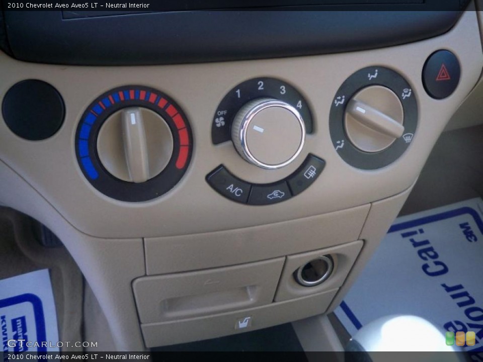 Neutral Interior Controls for the 2010 Chevrolet Aveo Aveo5 LT #40748085