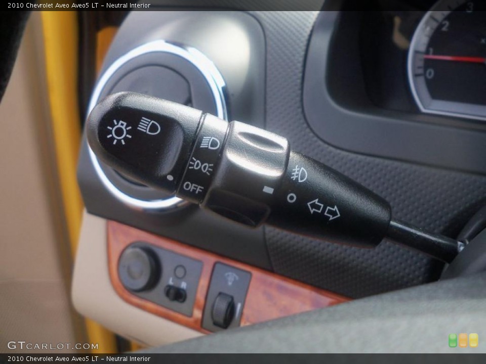Neutral Interior Controls for the 2010 Chevrolet Aveo Aveo5 LT #40748157