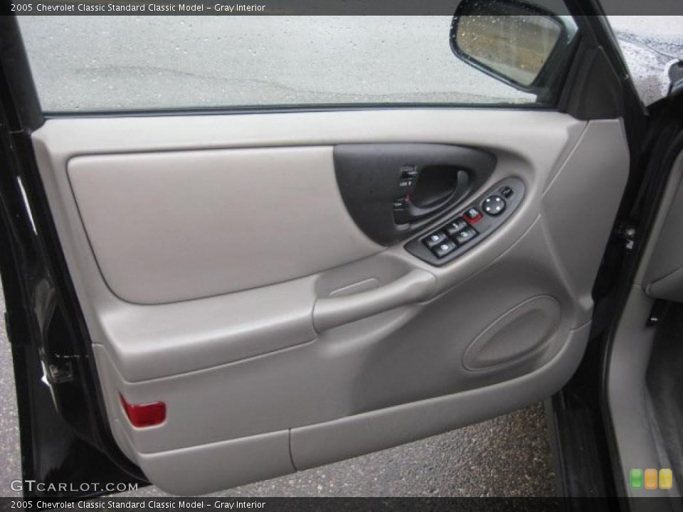 Gray Interior Door Panel for the 2005 Chevrolet Classic  #40757943