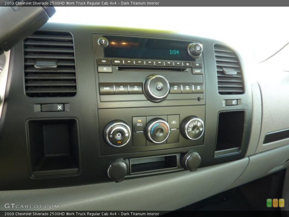 Dark Titanium Interior Controls for the 2009 Chevrolet Silverado 2500HD Work Truck Regular Cab 4x4 #40767423