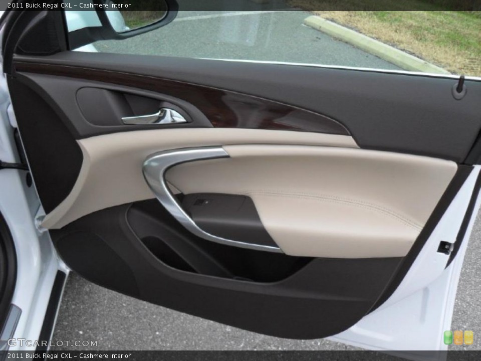 Cashmere Interior Door Panel for the 2011 Buick Regal CXL #40768739