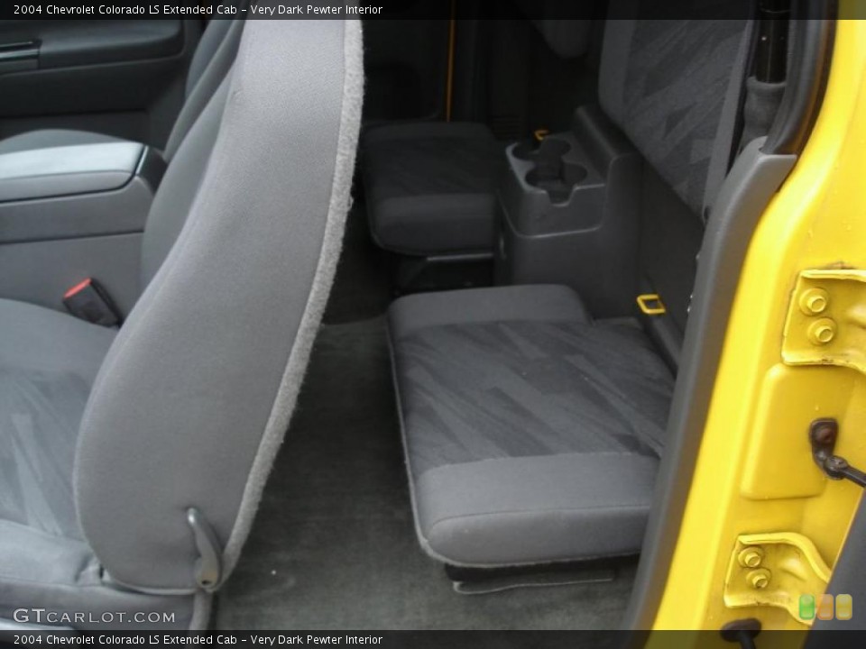 Very Dark Pewter Interior Photo for the 2004 Chevrolet Colorado LS Extended Cab #40773883