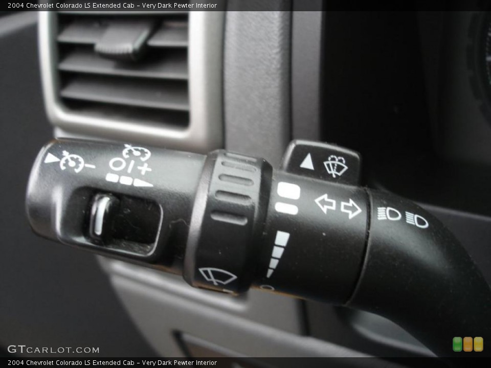 Very Dark Pewter Interior Controls for the 2004 Chevrolet Colorado LS Extended Cab #40773995