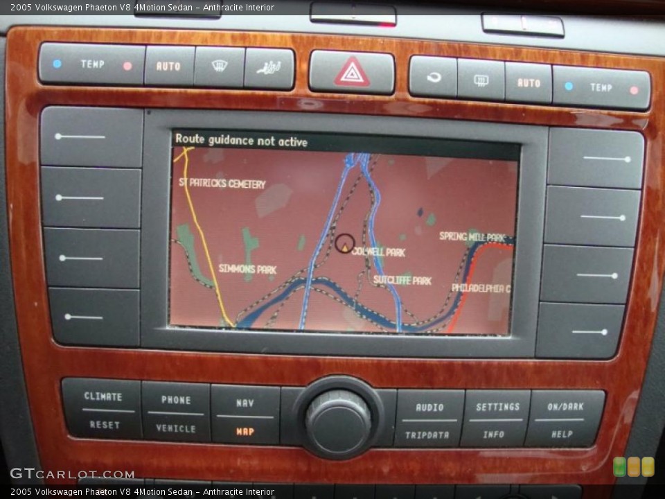 Anthracite Interior Navigation for the 2005 Volkswagen Phaeton V8 4Motion Sedan #40777719