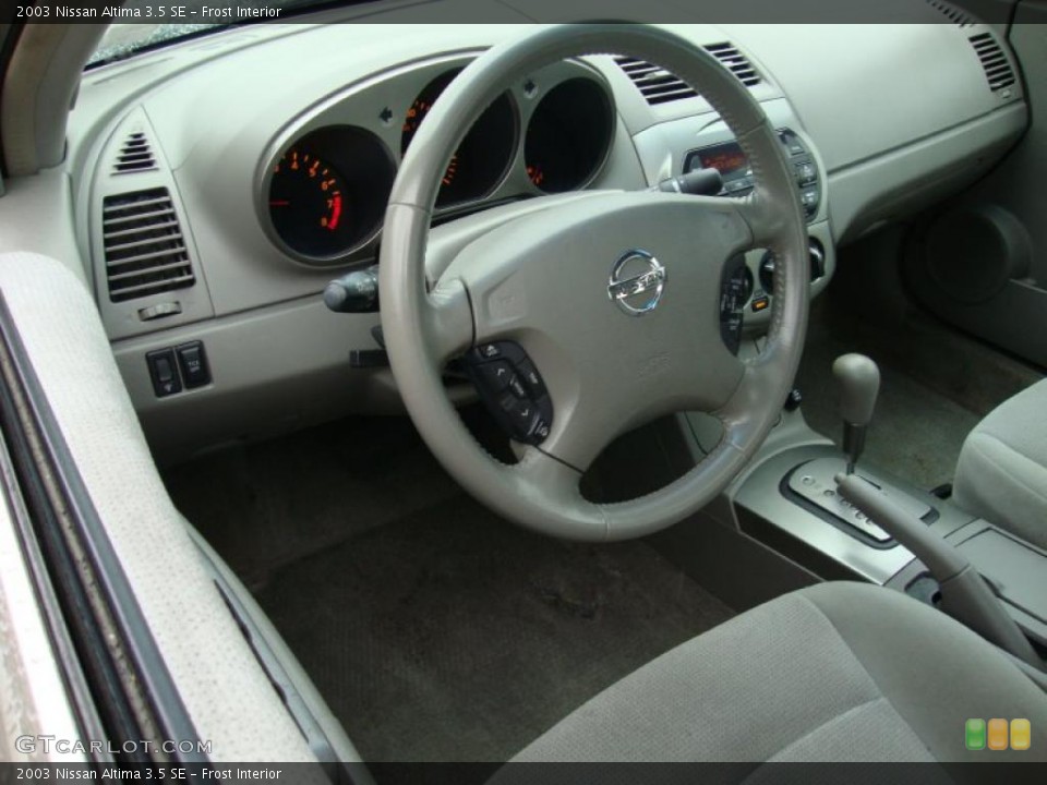 Frost Interior Photo for the 2003 Nissan Altima 3.5 SE #40780535