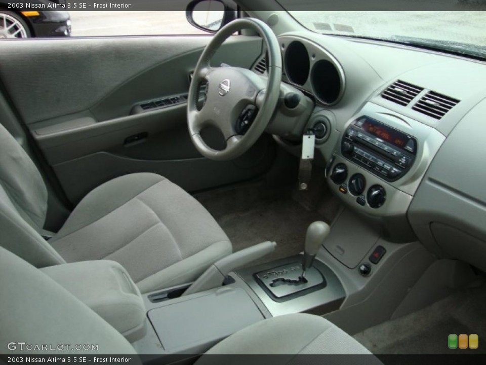 Frost Interior Photo for the 2003 Nissan Altima 3.5 SE #40780659