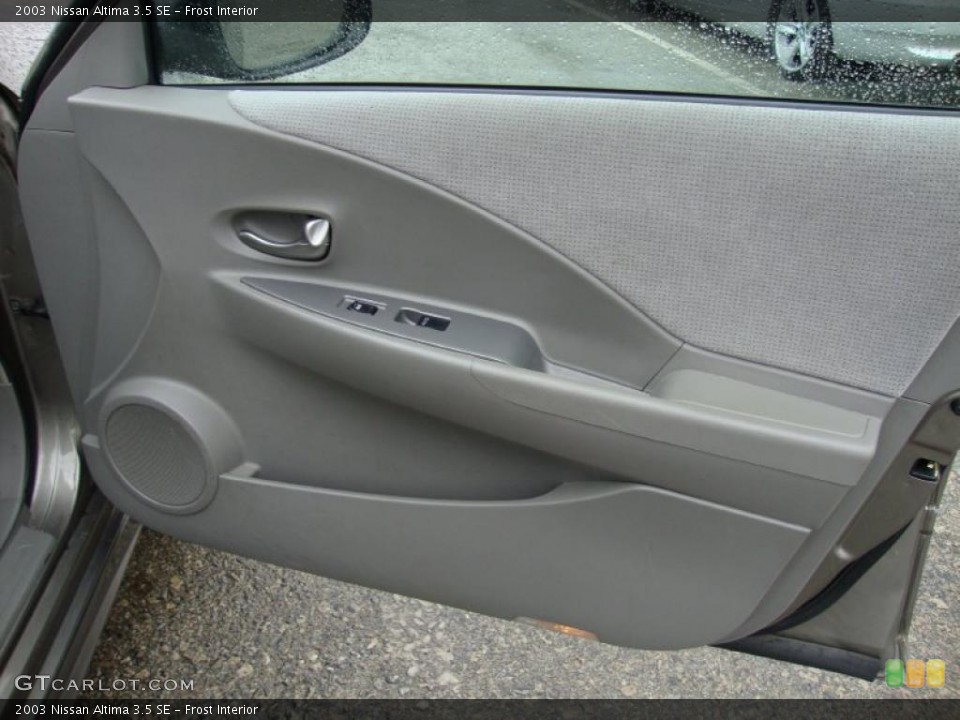 Frost Interior Door Panel for the 2003 Nissan Altima 3.5 SE #40780707
