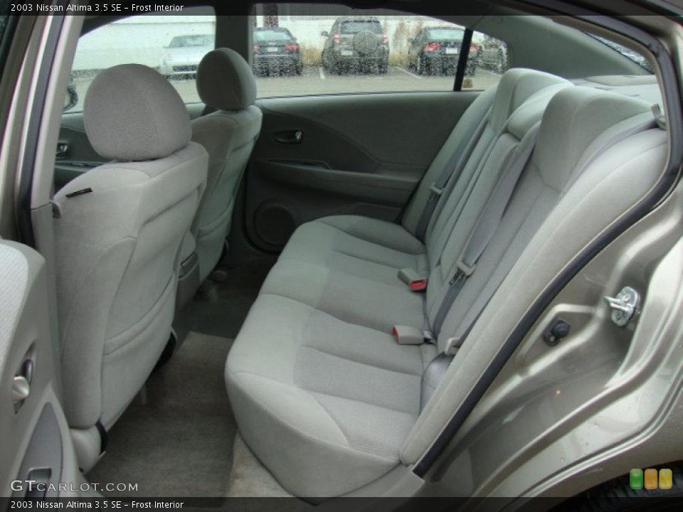 Frost Interior Photo for the 2003 Nissan Altima 3.5 SE #40780763