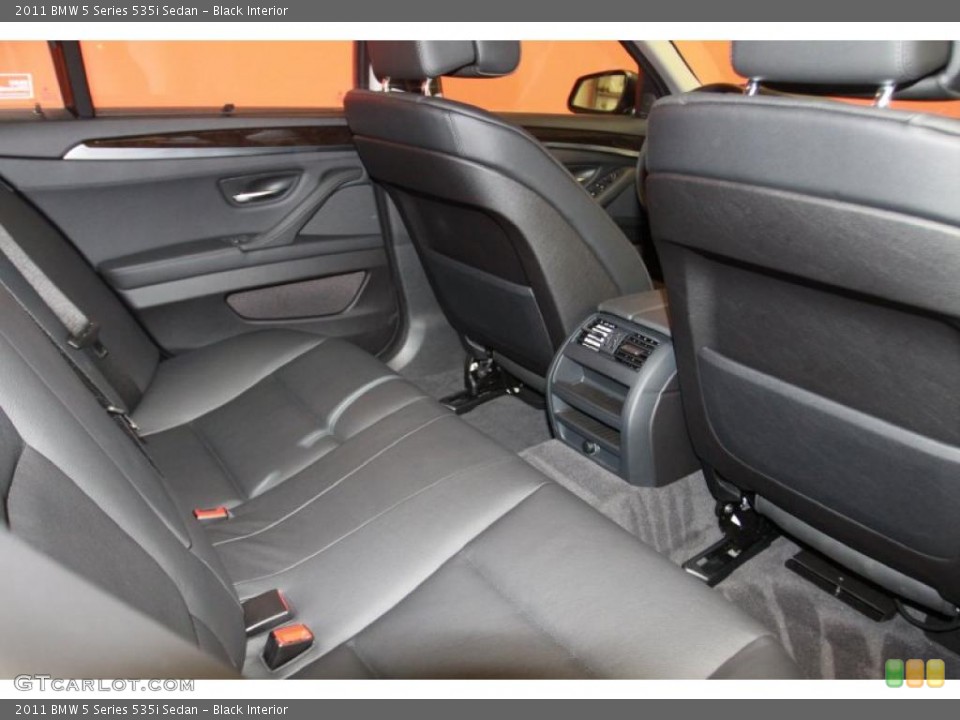 Black Interior Photo for the 2011 BMW 5 Series 535i Sedan #40786203