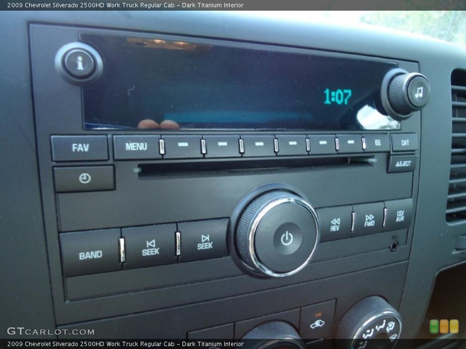 Dark Titanium Interior Controls for the 2009 Chevrolet Silverado 2500HD Work Truck Regular Cab #40791079