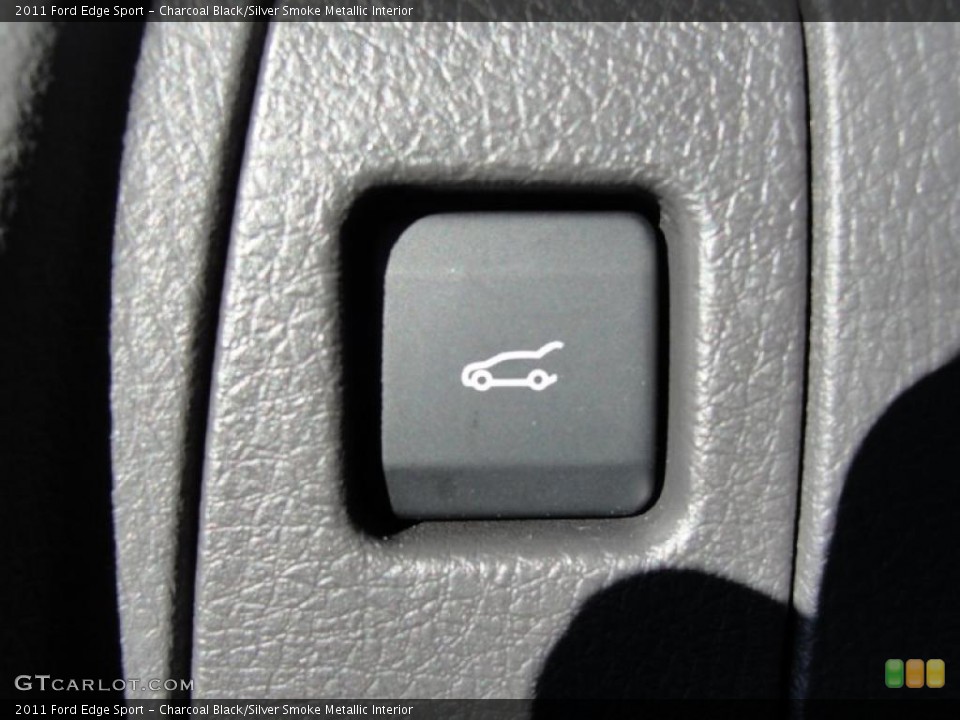 Charcoal Black/Silver Smoke Metallic Interior Controls for the 2011 Ford Edge Sport #40792635