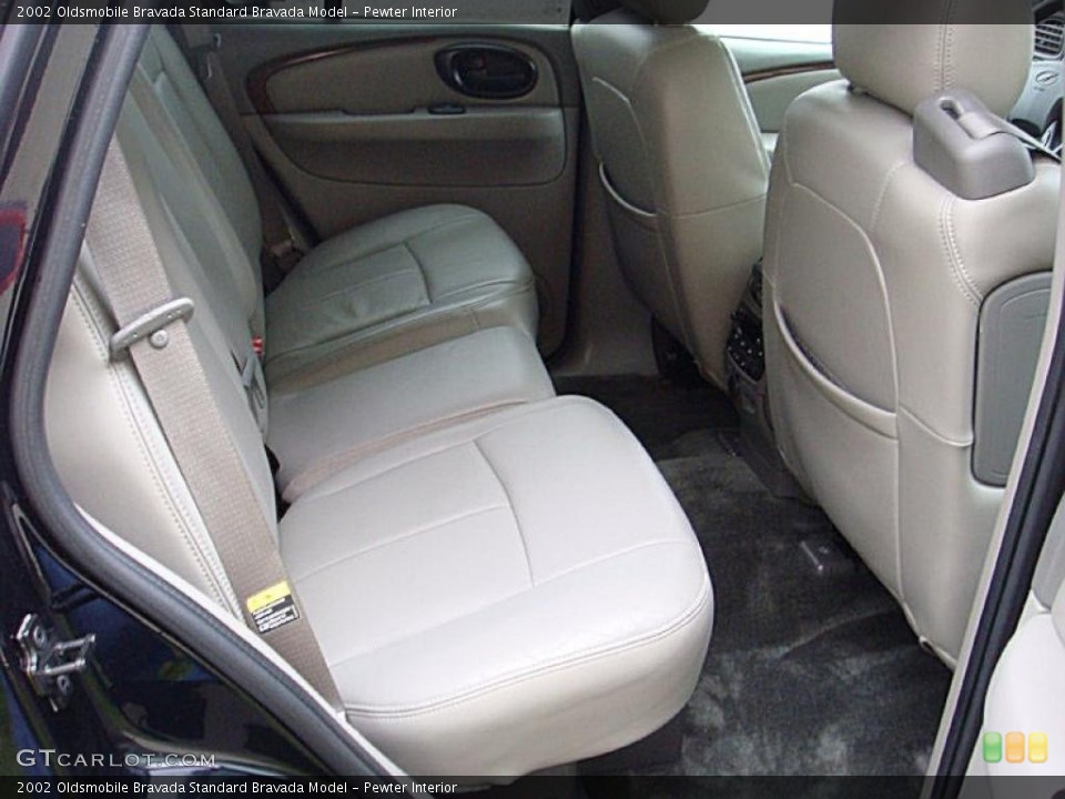 Pewter Interior Photo for the 2002 Oldsmobile Bravada  #40793259