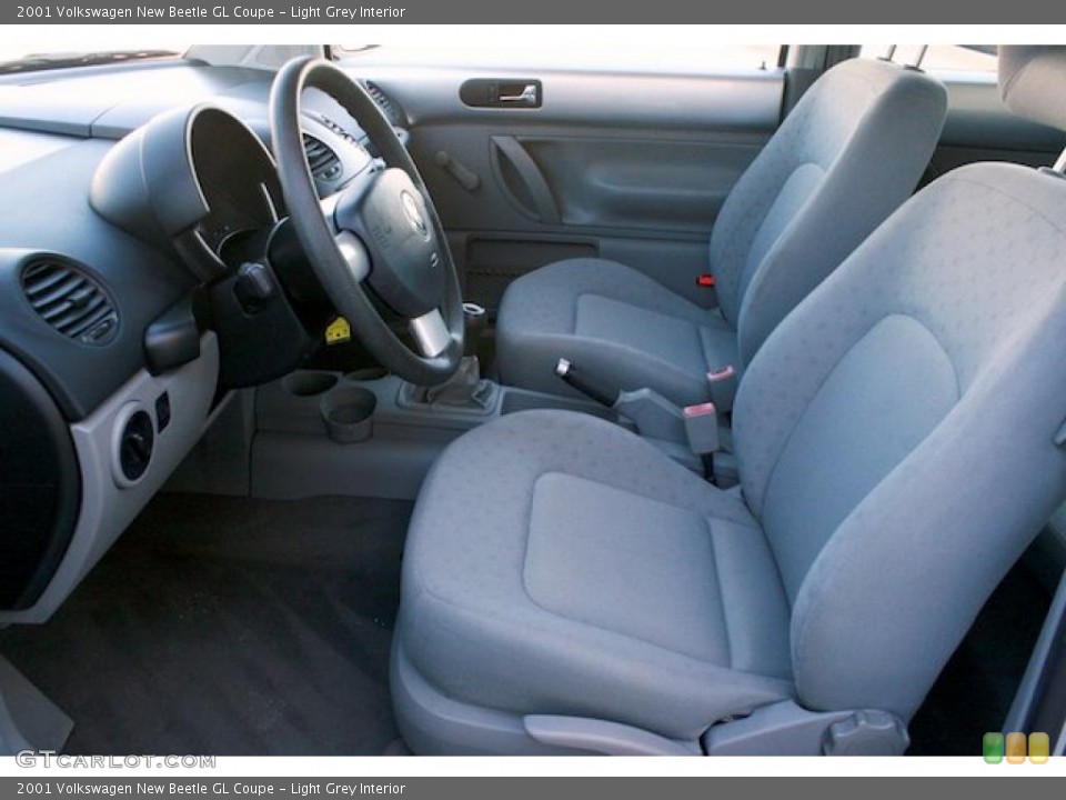 Light Grey Interior Photo for the 2001 Volkswagen New Beetle GL Coupe #40795159