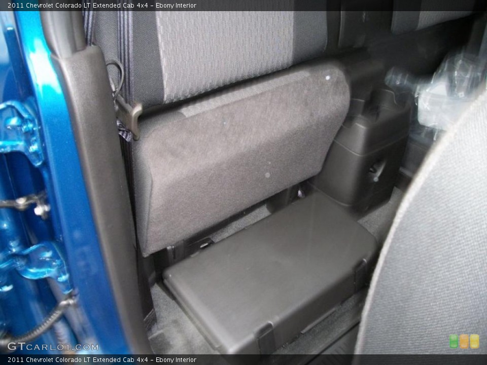 Ebony Interior Photo for the 2011 Chevrolet Colorado LT Extended Cab 4x4 #40800355