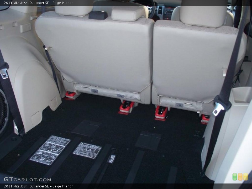 Beige Interior Trunk for the 2011 Mitsubishi Outlander SE #40800503