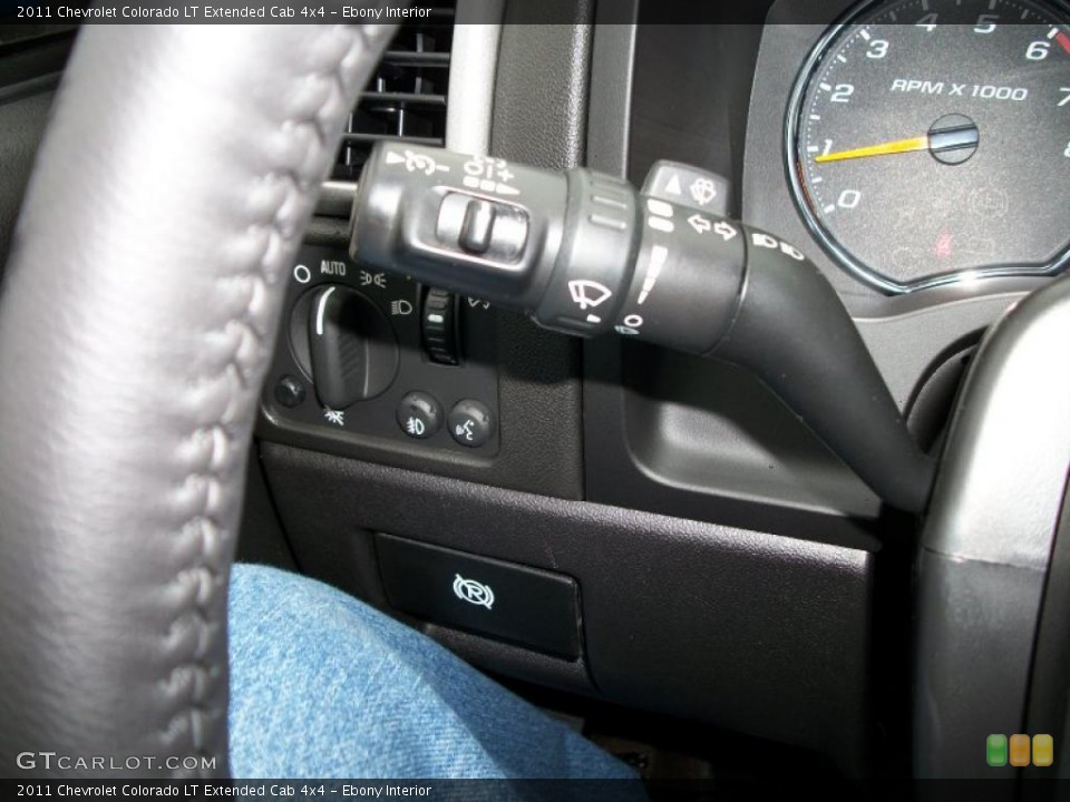Ebony Interior Controls for the 2011 Chevrolet Colorado LT Extended Cab 4x4 #40800579