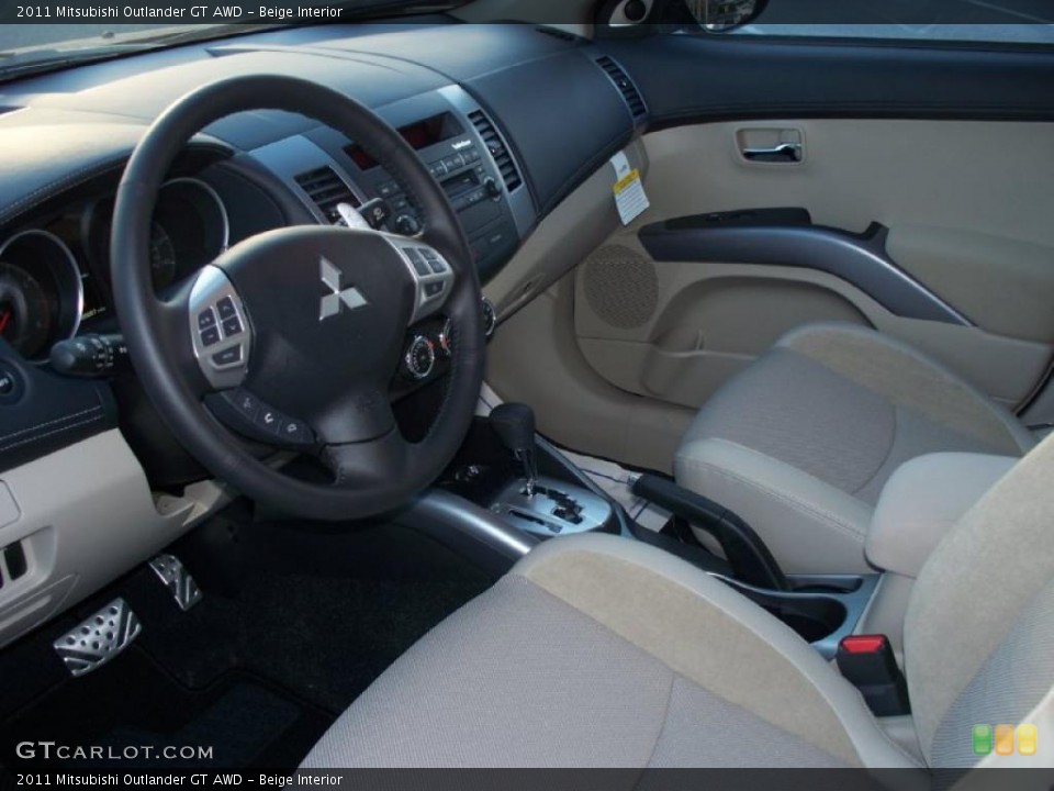 Beige Interior Photo for the 2011 Mitsubishi Outlander GT AWD #40800815