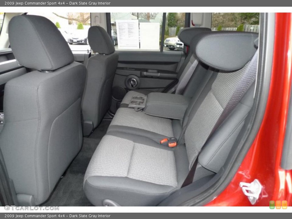 Dark Slate Gray Interior Photo for the 2009 Jeep Commander Sport 4x4 #40802023