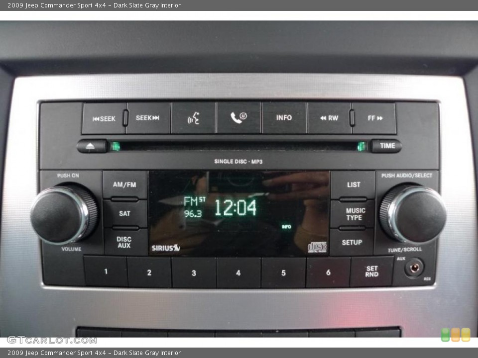 Dark Slate Gray Interior Controls for the 2009 Jeep Commander Sport 4x4 #40802283