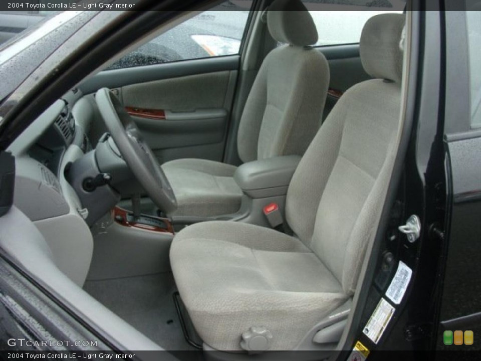 Light Gray Interior Photo for the 2004 Toyota Corolla LE #40802547