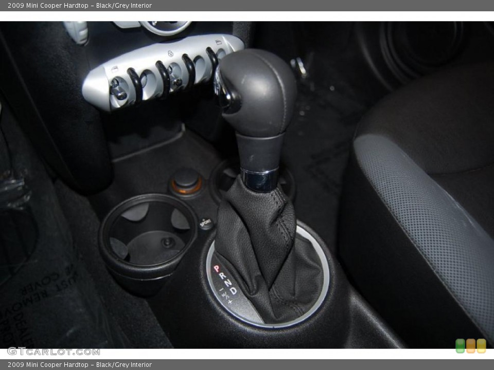 Black/Grey Interior Transmission for the 2009 Mini Cooper Hardtop #40809871