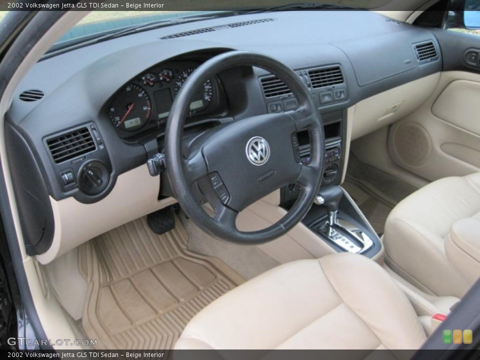 Beige Interior Photo for the 2002 Volkswagen Jetta GLS TDI Sedan #40816059