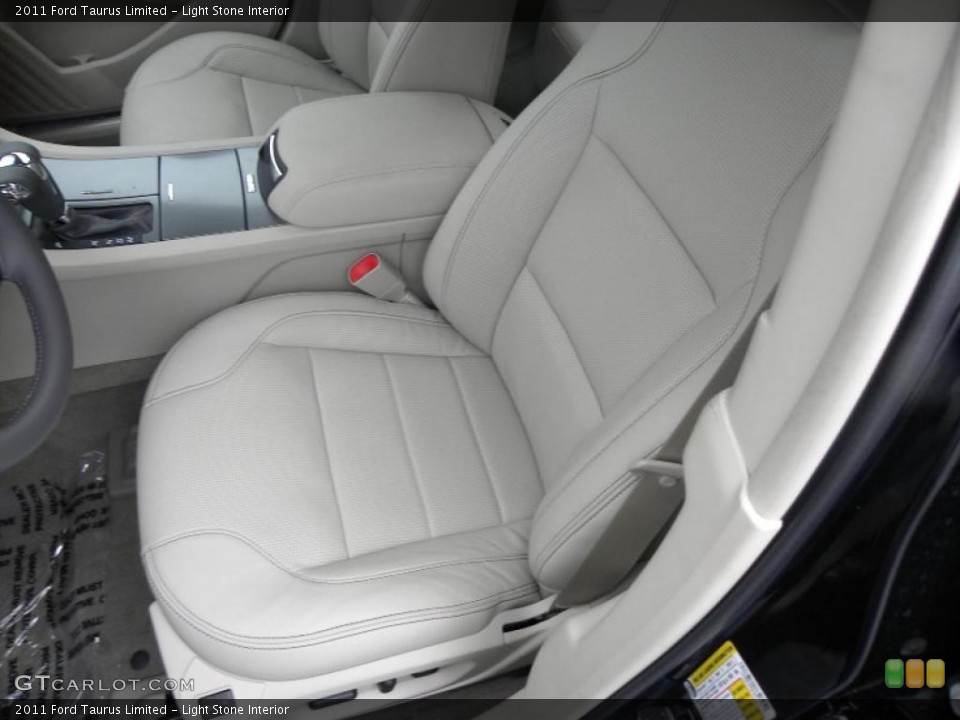 Light Stone Interior Photo for the 2011 Ford Taurus Limited #40818147