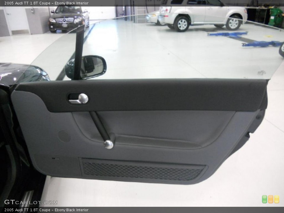 Ebony Black Interior Door Panel for the 2005 Audi TT 1.8T Coupe #40818215