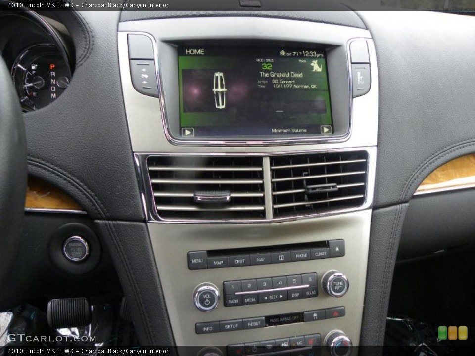 Charcoal Black/Canyon Interior Navigation for the 2010 Lincoln MKT FWD #40818475