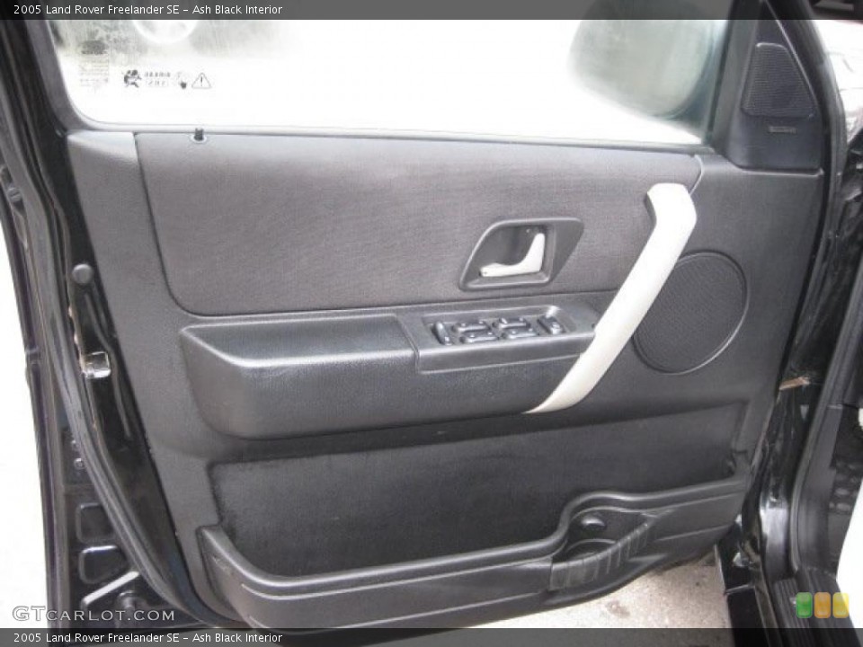 Ash Black Interior Door Panel for the 2005 Land Rover Freelander SE #40823861