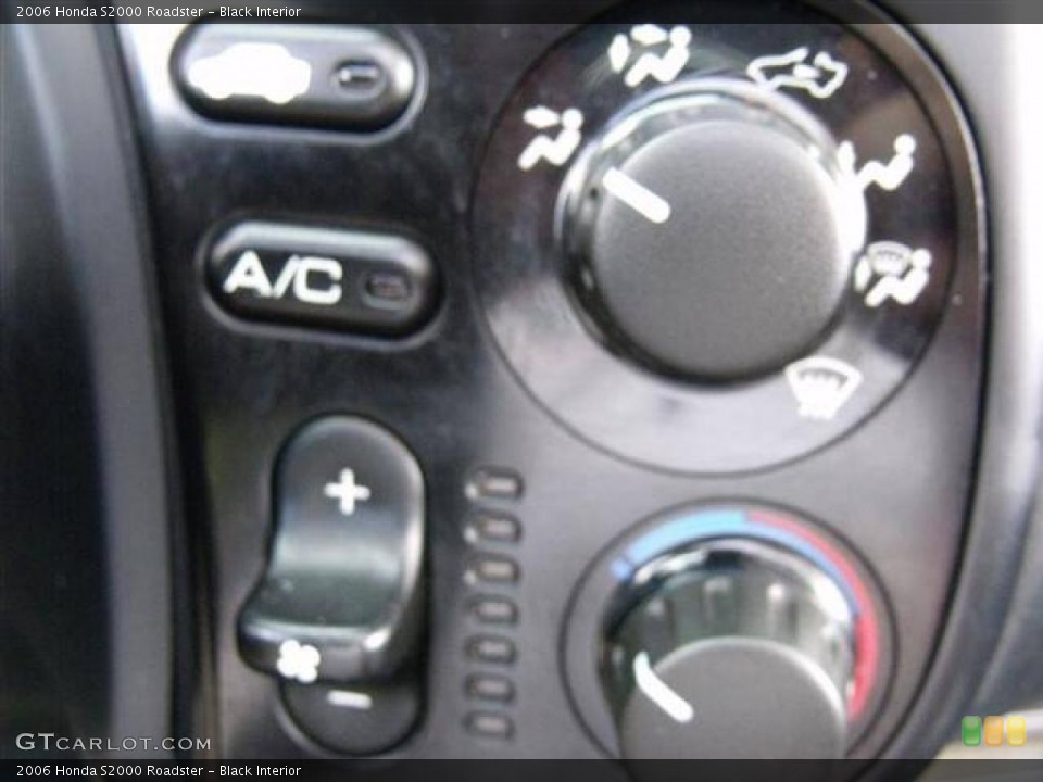 Black Interior Controls for the 2006 Honda S2000 Roadster #40844093