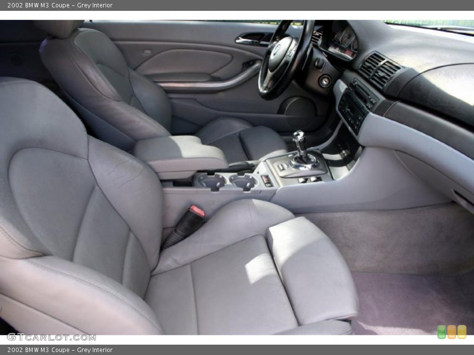 Grey Interior Photo for the 2002 BMW M3 Coupe #40848890