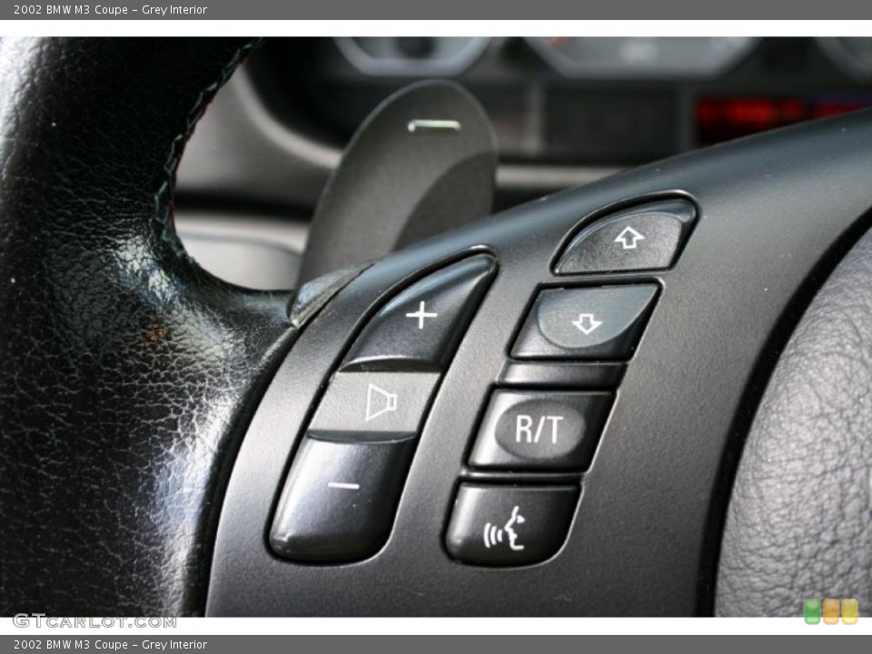 Grey Interior Controls for the 2002 BMW M3 Coupe #40849165