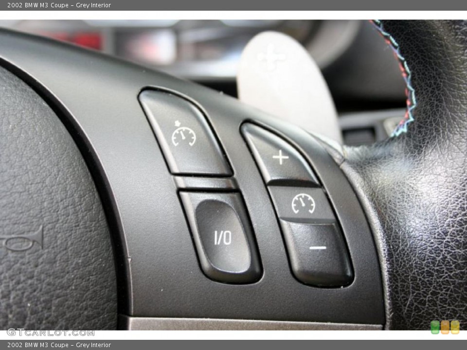 Grey Interior Controls for the 2002 BMW M3 Coupe #40849177