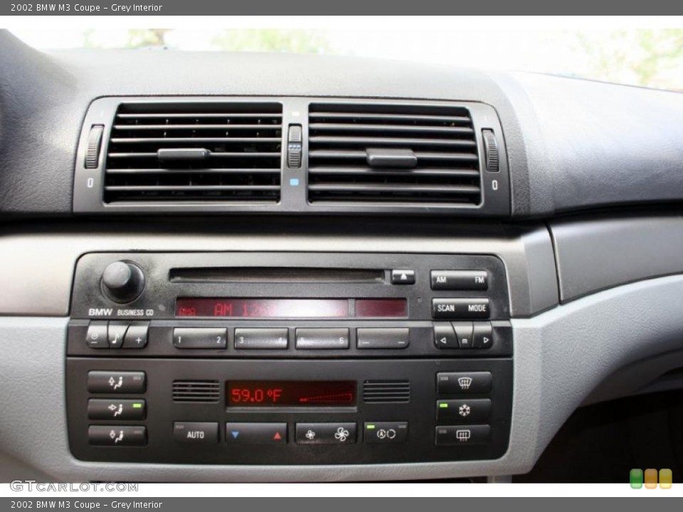 Grey Interior Controls for the 2002 BMW M3 Coupe #40849297
